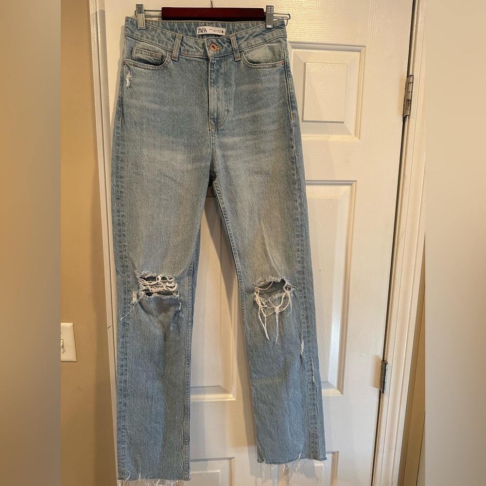 Zara Light Wash Straight Leg Distressed Jeans